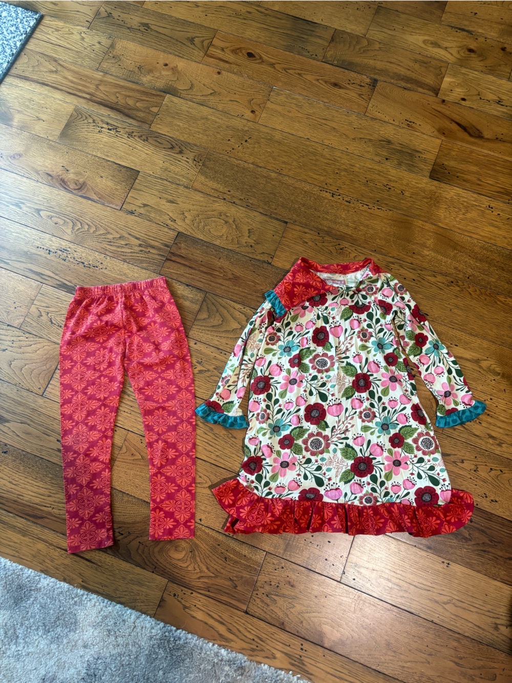 Jelly the Pug Girls Boho Floral Ruffle Two-Piece Dress Set - Pink & Red Size 6x
